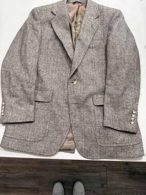 Hart Schaffner Marx Light Gray Herringbone Wool Sport Coat